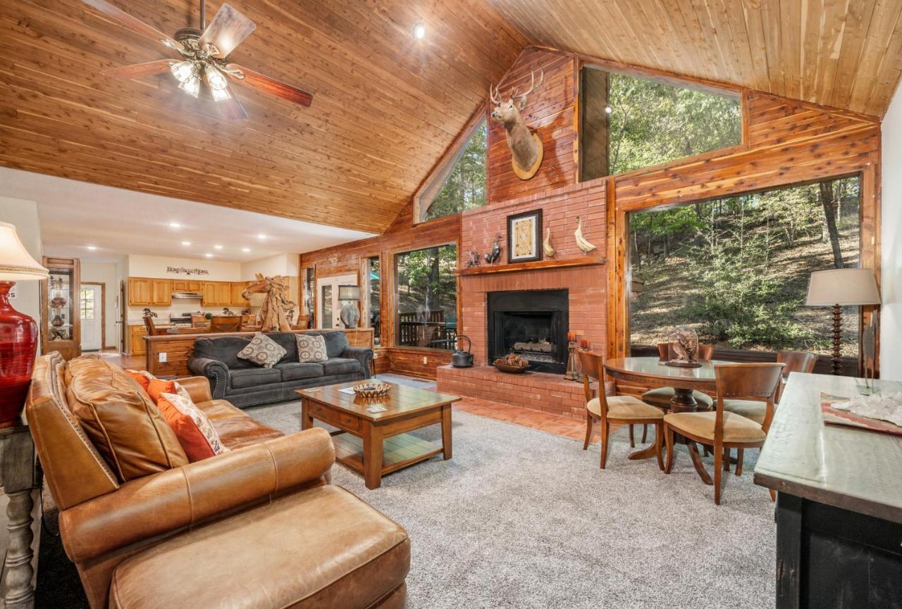 Luxury Rock Creek Cabin W Deck By Lake Hamilton Hot Springs Exterior photo