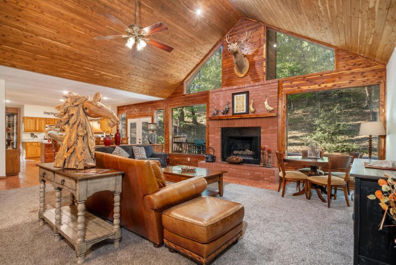 Luxury Rock Creek Cabin W Deck By Lake Hamilton Hot Springs Exterior photo